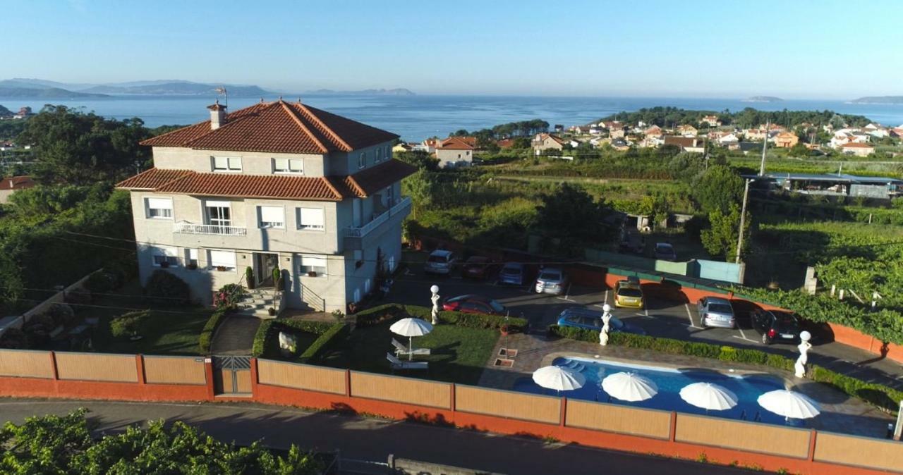 Pensión Residencia Cecilia Aios Exterior foto